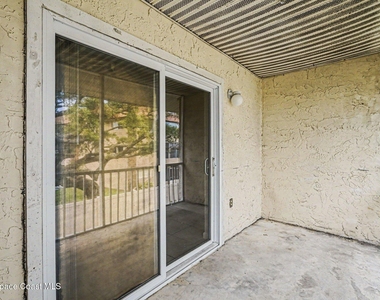 3135 Shady Dell Lane - Photo Thumbnail 14
