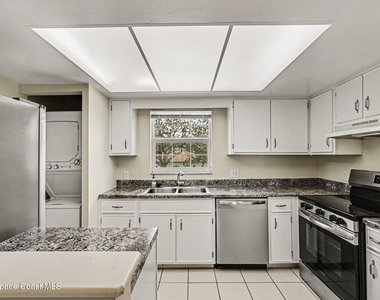 3135 Shady Dell Lane - Photo Thumbnail 7