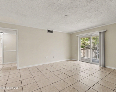3135 Shady Dell Lane - Photo Thumbnail 2