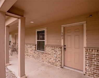 2002 20th Street - Photo Thumbnail 2