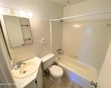141 Aquarius Way - Photo Thumbnail 7