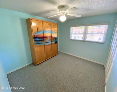 141 Aquarius Way - Photo Thumbnail 6