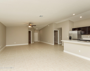 2110 Watkins Road Se - Photo Thumbnail 2