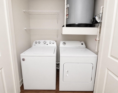1340 W Gray Street - Photo Thumbnail 7
