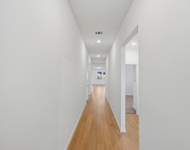 9743 Avalon View Drive - Photo Thumbnail 2