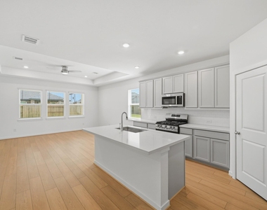 9743 Avalon View Drive - Photo Thumbnail 15