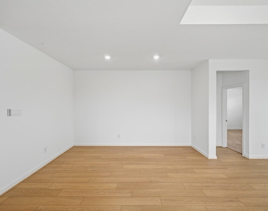 9743 Avalon View Drive - Photo Thumbnail 19