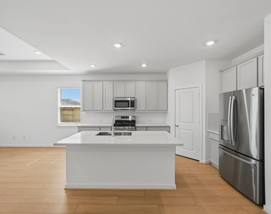 9743 Avalon View Drive - Photo Thumbnail 16