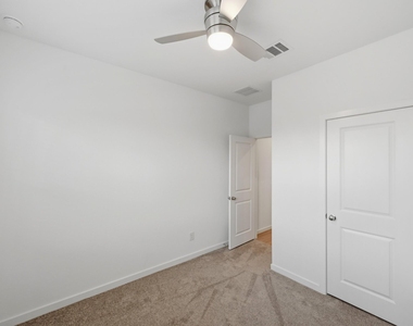 9743 Avalon View Drive - Photo Thumbnail 4
