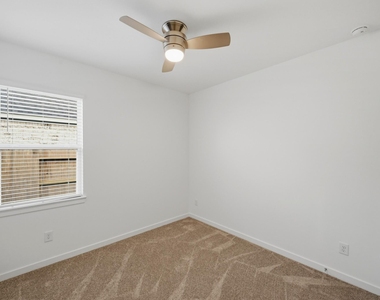 9743 Avalon View Drive - Photo Thumbnail 10