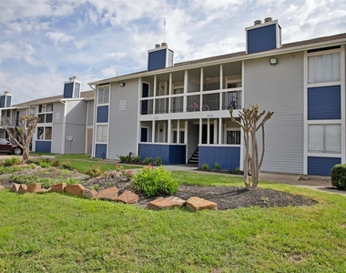 2700 S Dairy Ashford Road - Photo Thumbnail 9
