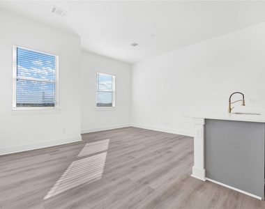4604 Indie Heights Lane - Photo Thumbnail 31