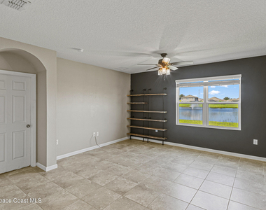465 Sorrento Drive - Photo Thumbnail 34