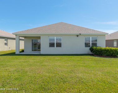 465 Sorrento Drive - Photo Thumbnail 7