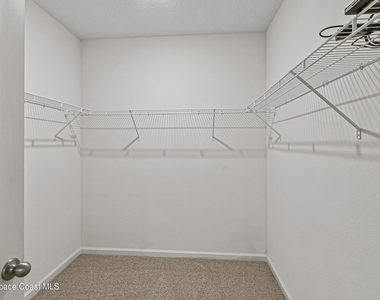 465 Sorrento Drive - Photo Thumbnail 19