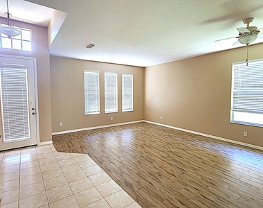 3050 Purple Martin Lane - Photo Thumbnail 1