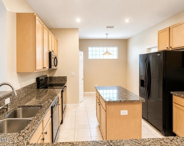 3050 Purple Martin Lane - Photo Thumbnail 4