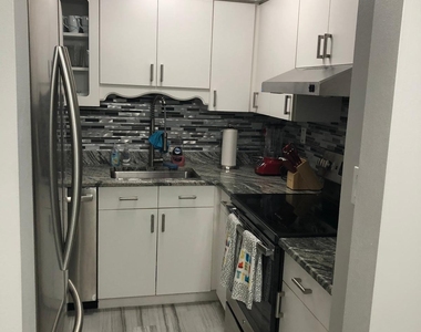 3190 N Atlantic Avenue - Photo Thumbnail 4