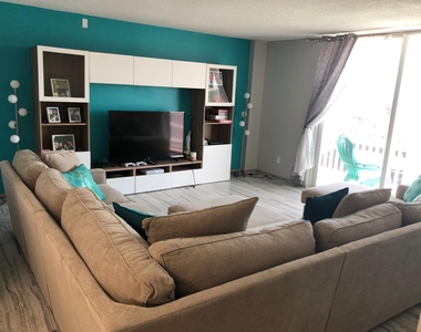 3190 N Atlantic Avenue - Photo Thumbnail 3