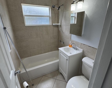 4480 Gray Avenue - Photo Thumbnail 6