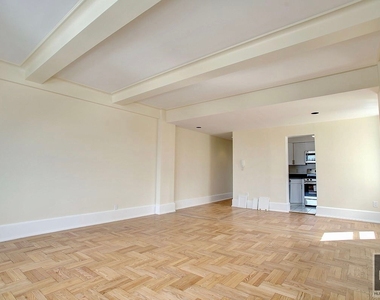 West 79 Street - Photo Thumbnail 1