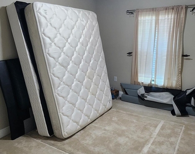 1247 Donegal Drive - Photo Thumbnail 18