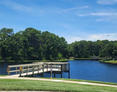 1247 Donegal Drive - Photo Thumbnail 3