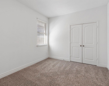 1144 Purple Orchid Street - Photo Thumbnail 9