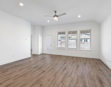 1144 Purple Orchid Street - Photo Thumbnail 23