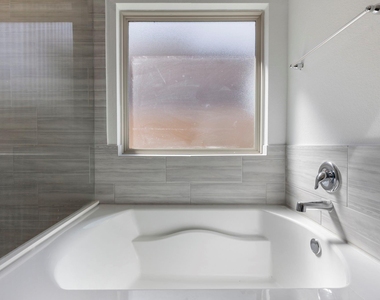 1144 Purple Orchid Street - Photo Thumbnail 31