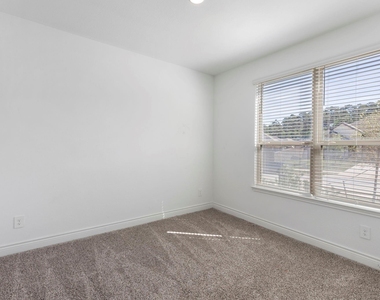 1144 Purple Orchid Street - Photo Thumbnail 5