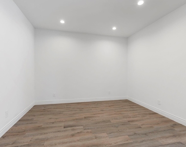 1144 Purple Orchid Street - Photo Thumbnail 13