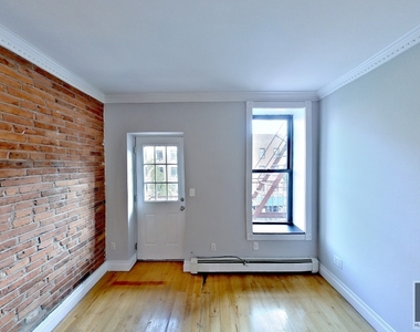 Avenue B - Photo Thumbnail 3