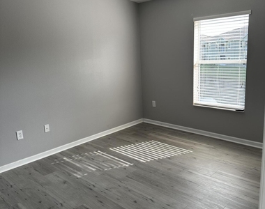 4066 Meander Place - Photo Thumbnail 11
