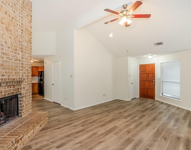 1525 Miller Avenue - Photo Thumbnail 1