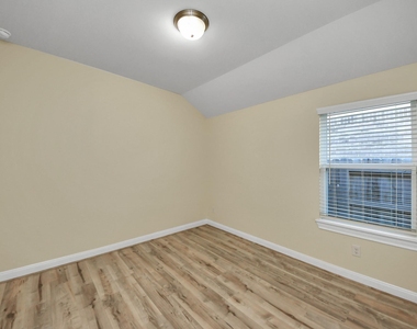 24654 Greenwood Bay Drive - Photo Thumbnail 24