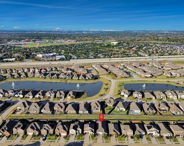 24654 Greenwood Bay Drive - Photo Thumbnail 44