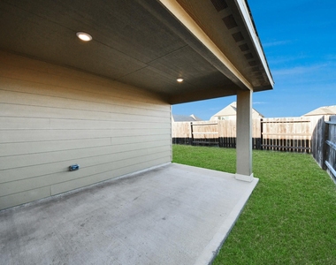 24654 Greenwood Bay Drive - Photo Thumbnail 38