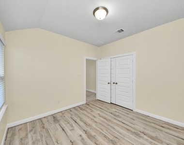 24654 Greenwood Bay Drive - Photo Thumbnail 34