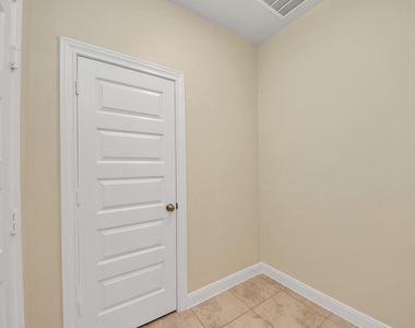 24654 Greenwood Bay Drive - Photo Thumbnail 37