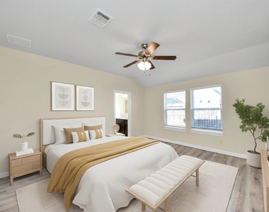 24654 Greenwood Bay Drive - Photo Thumbnail 12