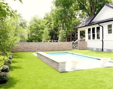 1836 Cortlandt Street - Photo Thumbnail 18