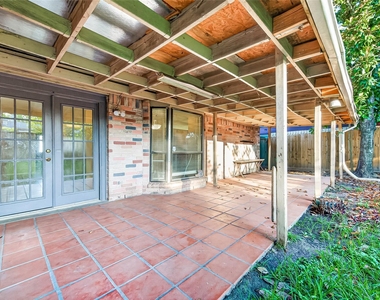 7422 Cortes Drive - Photo Thumbnail 34