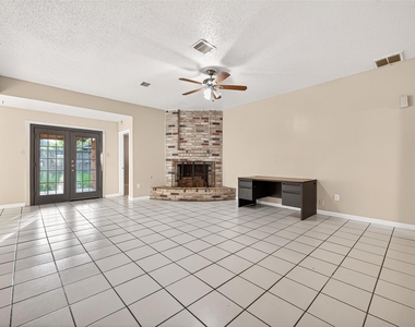7422 Cortes Drive - Photo Thumbnail 5