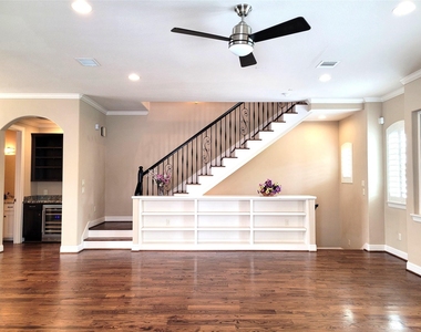 1508 Fowler Street - Photo Thumbnail 11