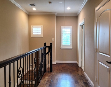 1508 Fowler Street - Photo Thumbnail 22