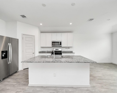 3521 Rockefeller Road - Photo Thumbnail 17