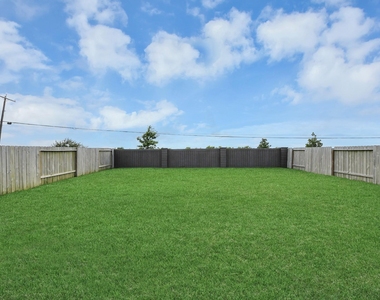 3521 Rockefeller Road - Photo Thumbnail 3