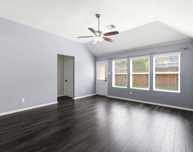 15002 Miller Meadows Lane - Photo Thumbnail 10