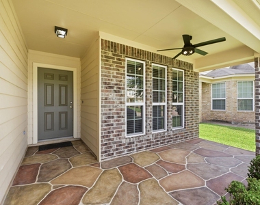 15002 Miller Meadows Lane - Photo Thumbnail 4